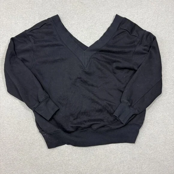 Nike Women's Phoenix V-Neck Sweater SMALL Relaxed Black Streetwear Swoosh - Picture 2 of 5